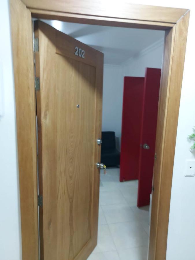 Apartamentos Laureles De La 70 Medellín Esterno foto