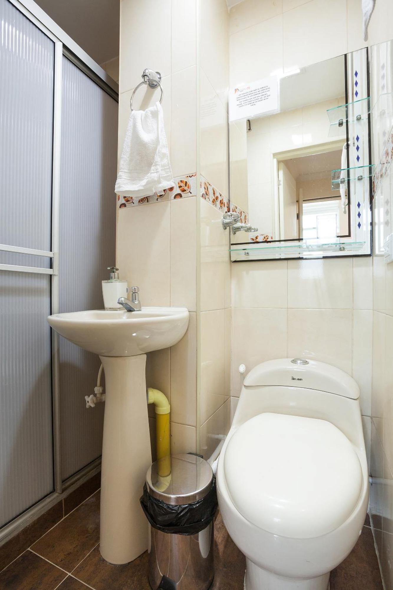 Apartamentos Laureles De La 70 Medellín Esterno foto