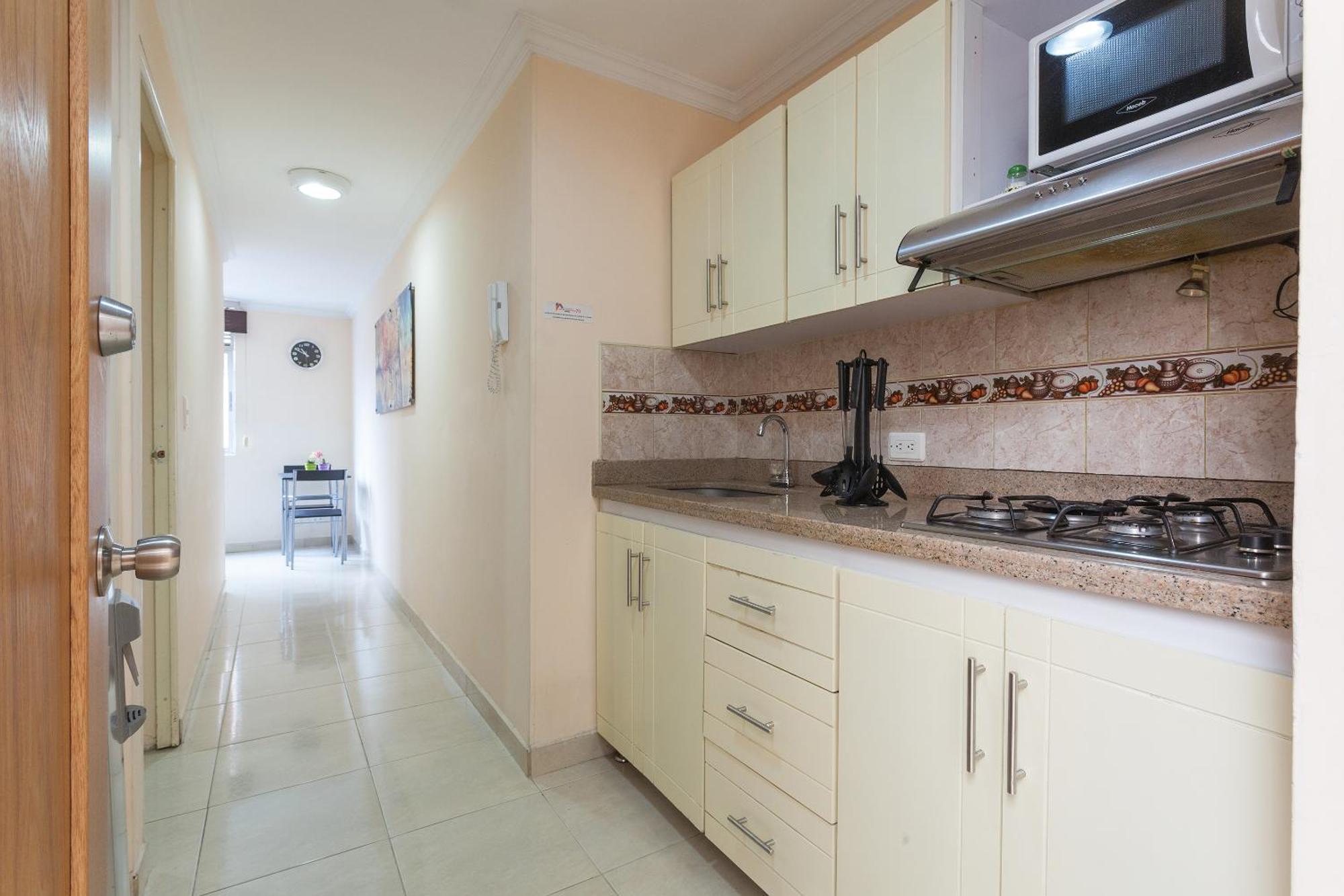 Apartamentos Laureles De La 70 Medellín Esterno foto
