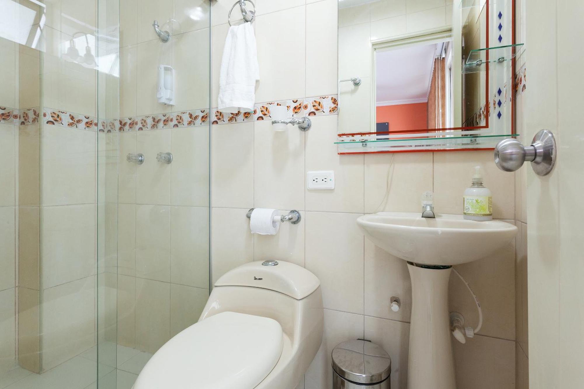 Apartamentos Laureles De La 70 Medellín Esterno foto